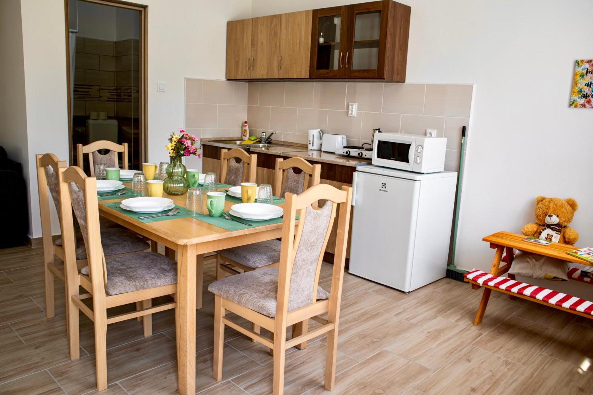 Izisz Apartman Matraterenye Exteriör bild