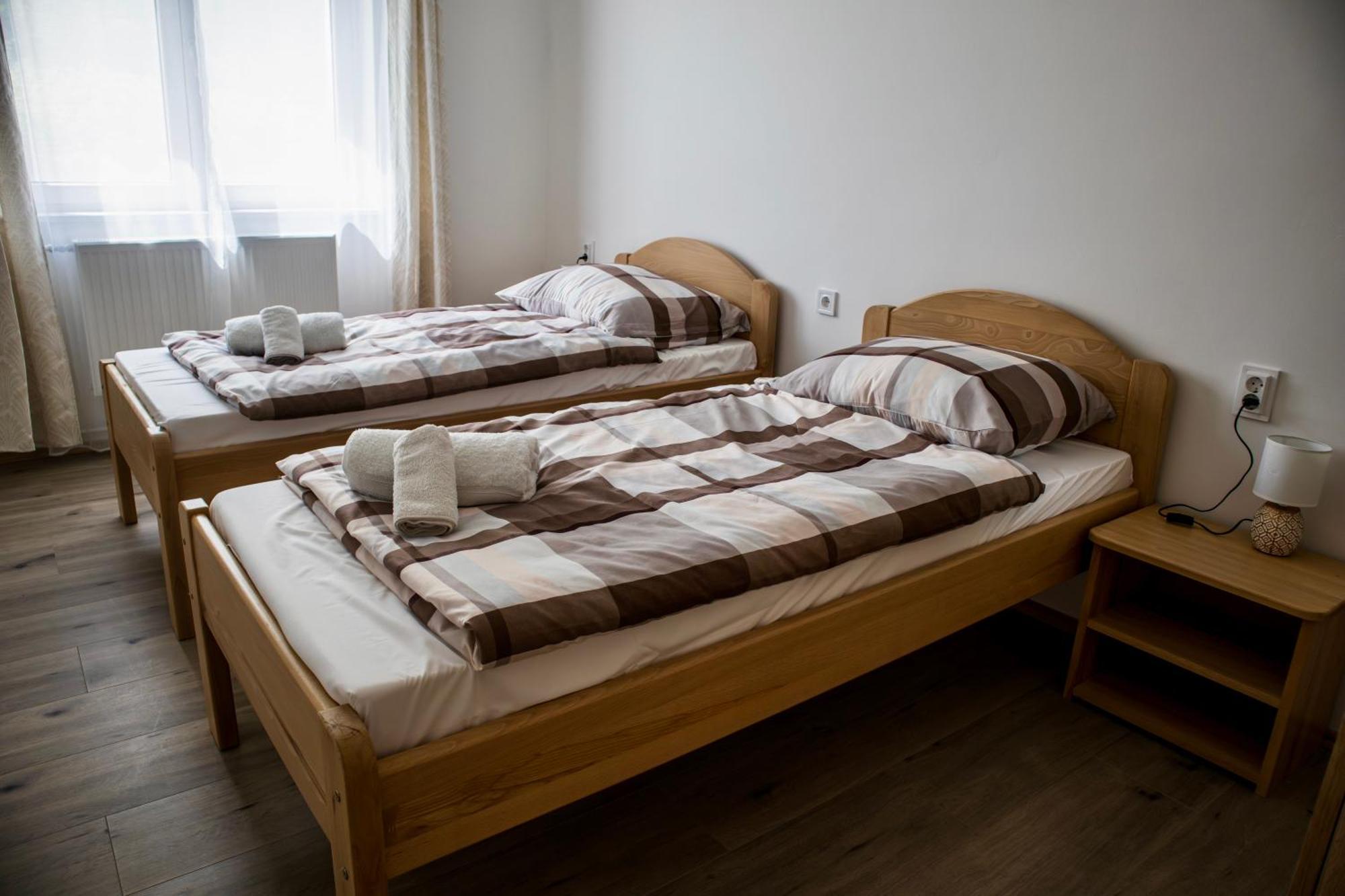 Izisz Apartman Matraterenye Exteriör bild