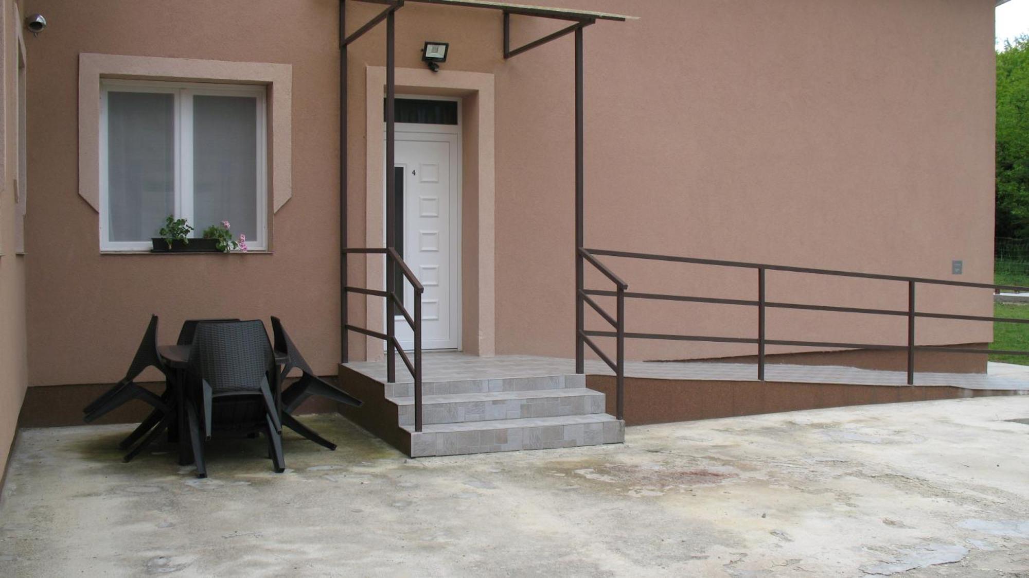 Izisz Apartman Matraterenye Exteriör bild